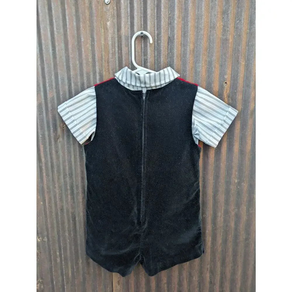 Vintage Baby Boy British Romper Black Red Velvet Vest Crest Patch Shorts Pegasus